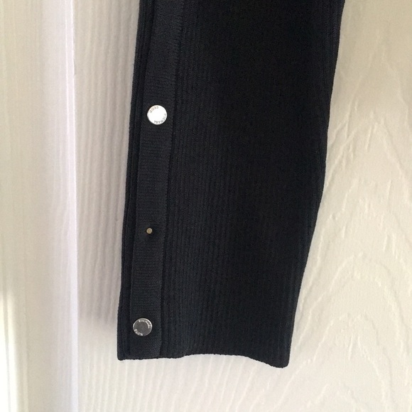 Sweater - Picture 4 of 5